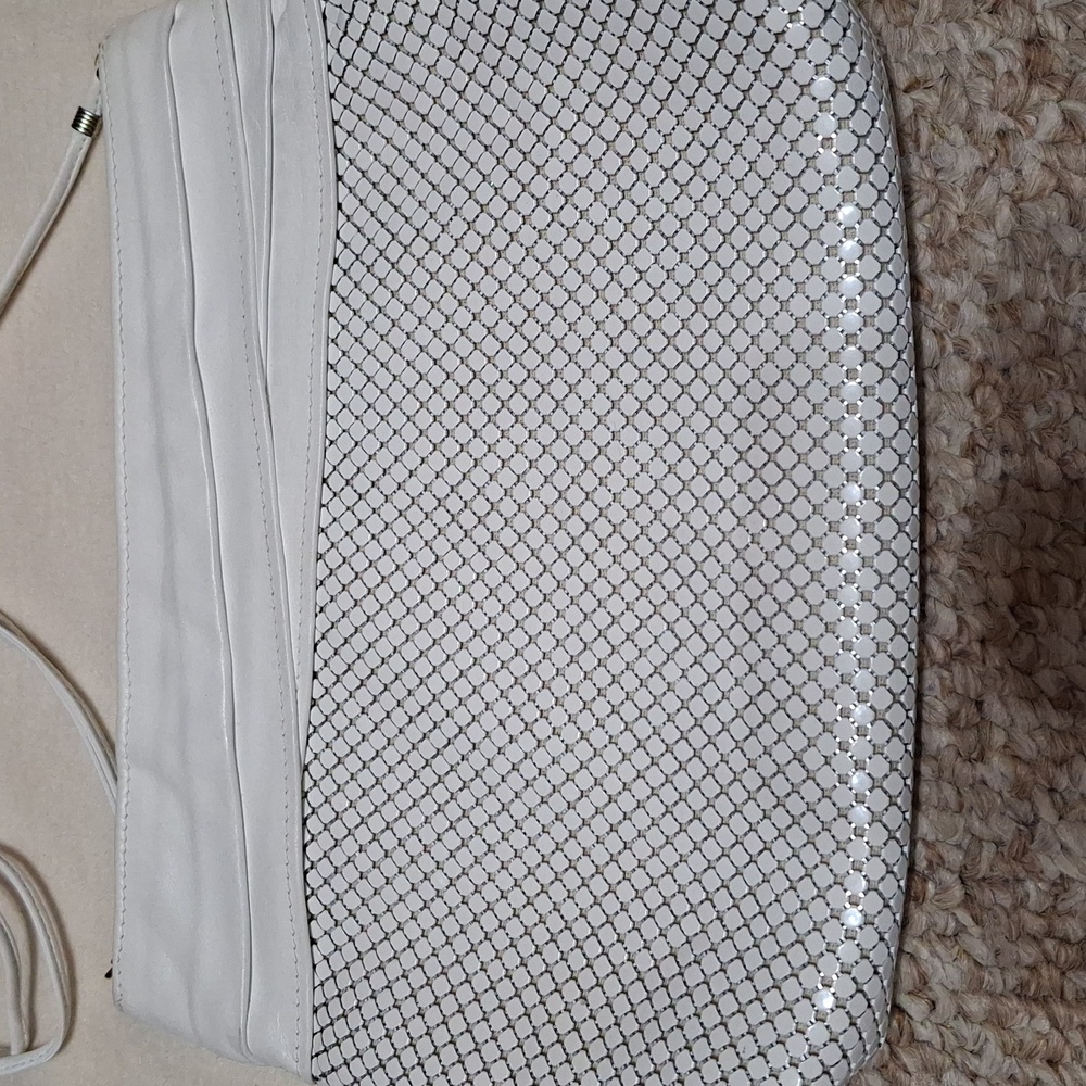 Whiting & Davis White Clutch Bag - Picture 2 of 4